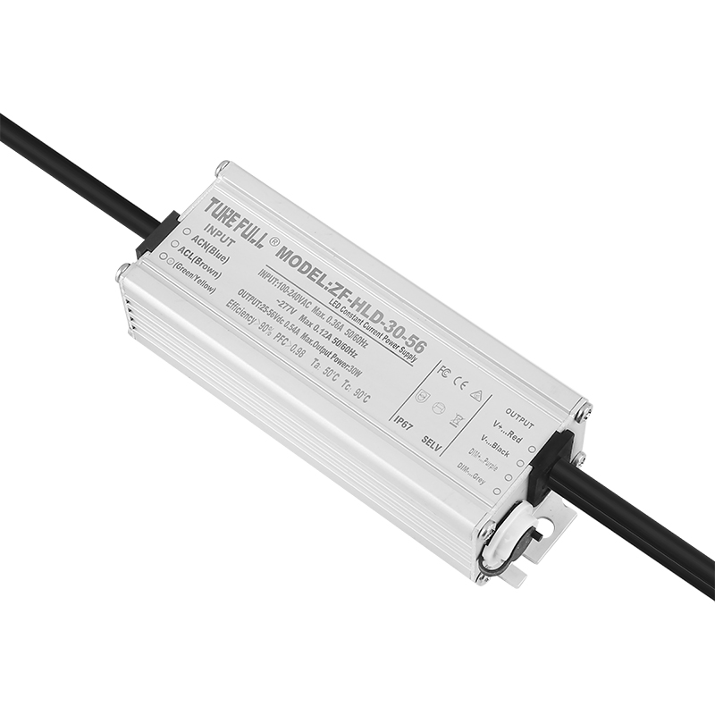 選擇LED理療燈電源時(shí)，可以考慮以下幾個(gè)因素